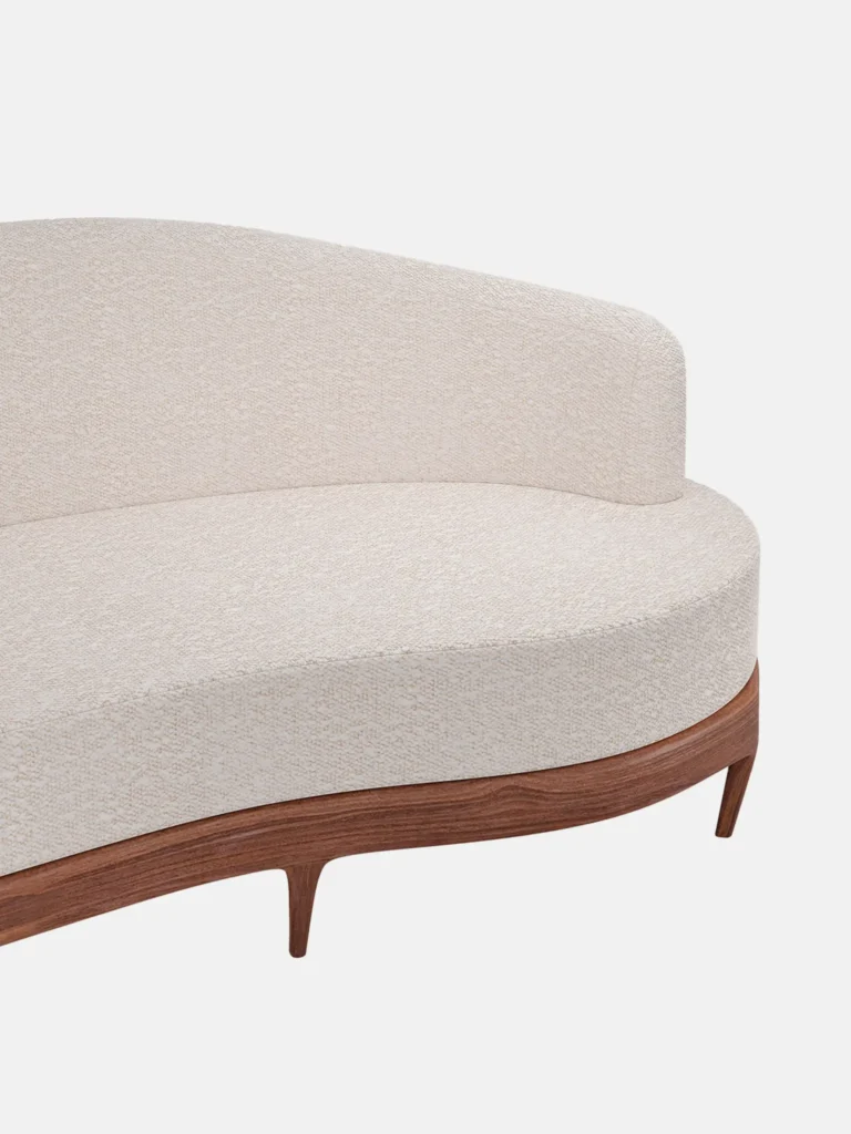 luxury sofa sur le bois