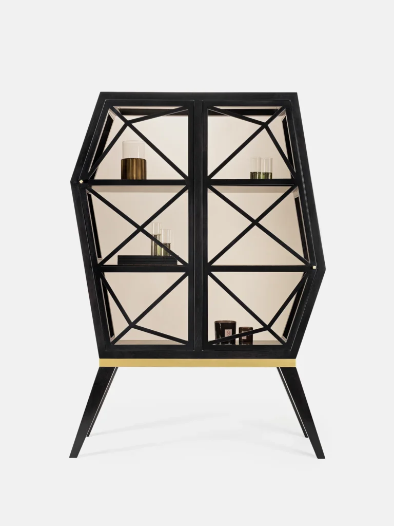 assimetric cabinet